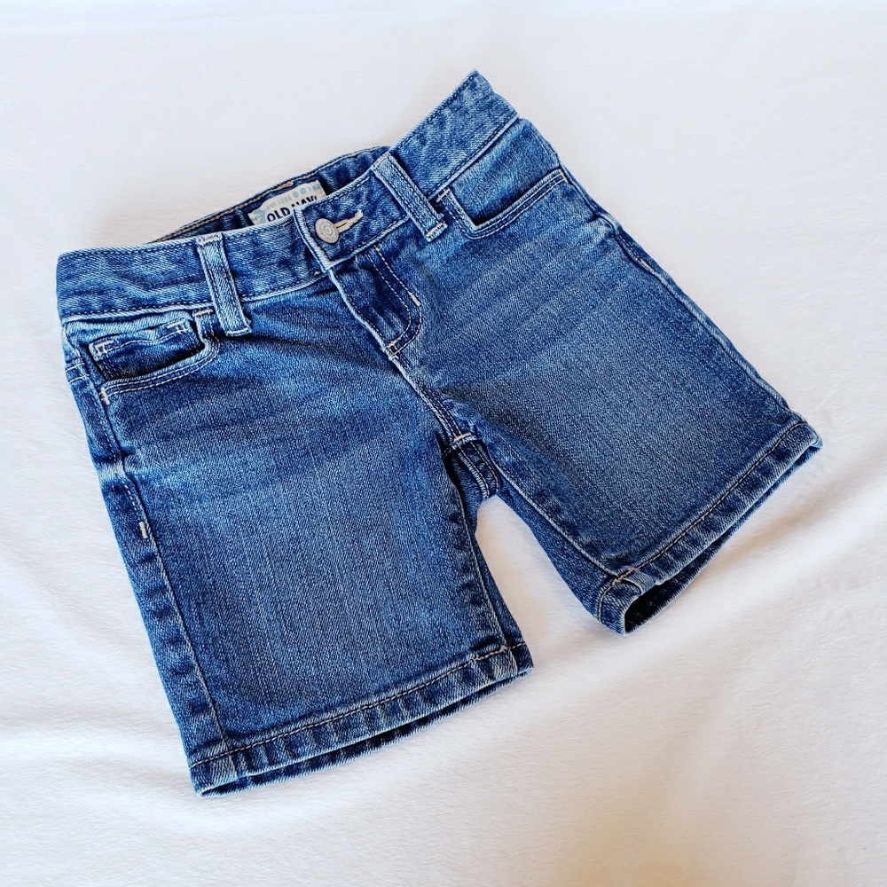 Girls Old Navy denim shorts size 5